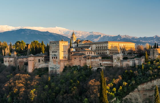 Granada Turlarını Keşfet