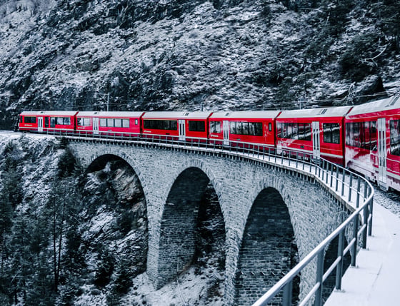 Samsun Çıkışlı Bernina Express ile İsviçre Kış ve Noel Pazarları | 4 Gece