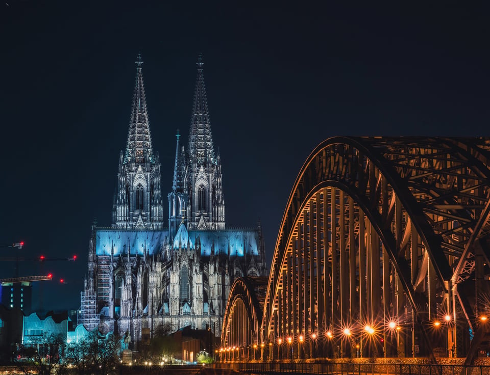 Adana Çıkışlı Benelux, Paris & Köln Turu | SunExpress ile Avrupa'nın Kalbinde 6 Gece 7 Gün