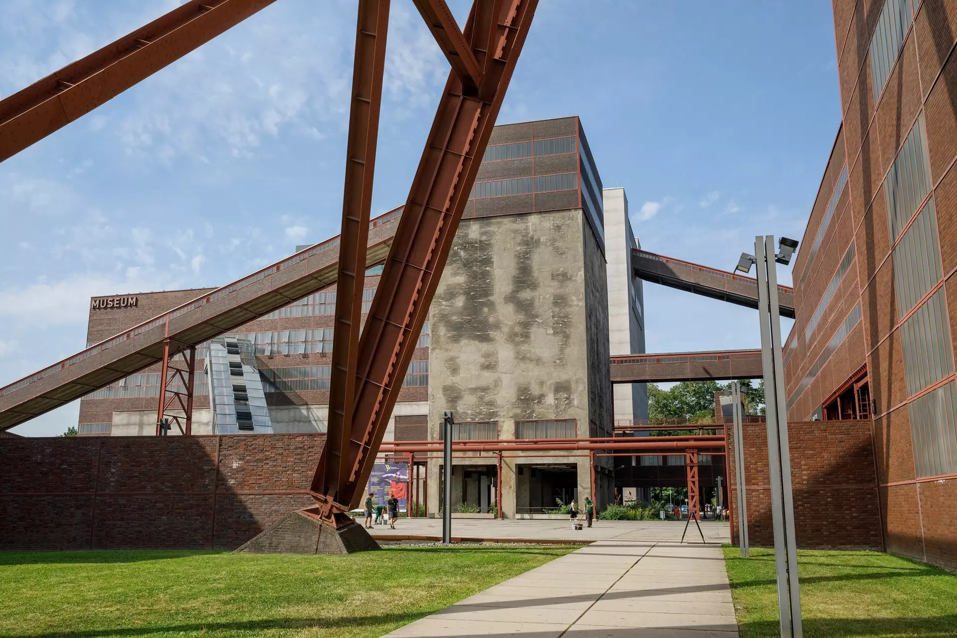 Almanya'nın Ruhrgebiet kentindeki Zeche Zollverein kompleksi