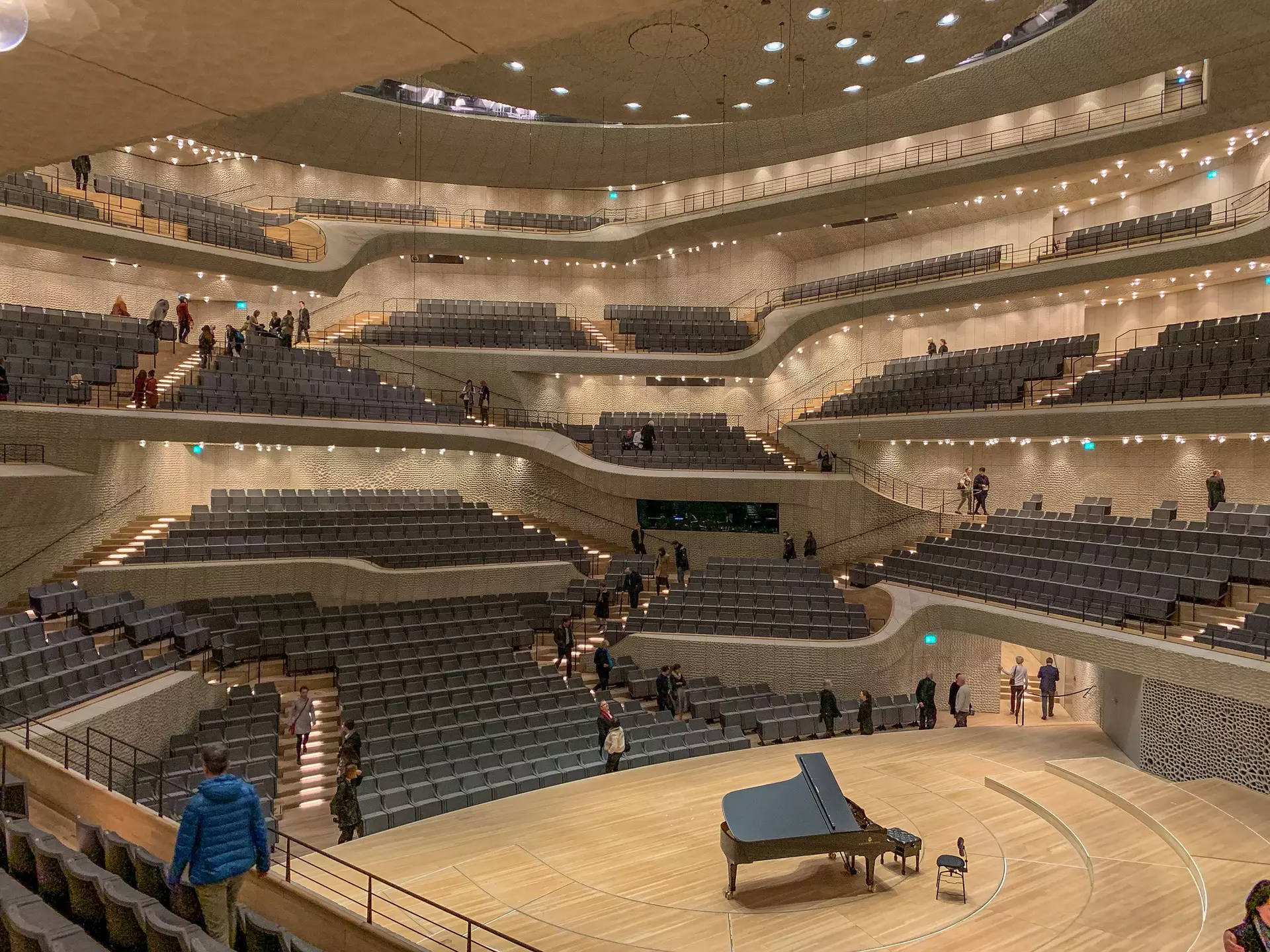 Hamburg'daki Elbphilharmonie konser salonu.