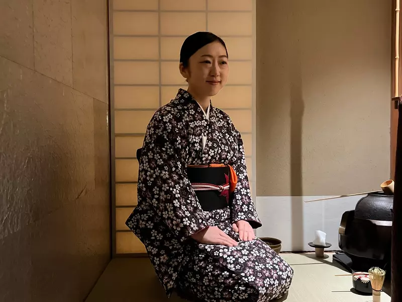 Four Seasons Kyoto'daki 800 yıllık Shakusui-en havuz bahçesi
